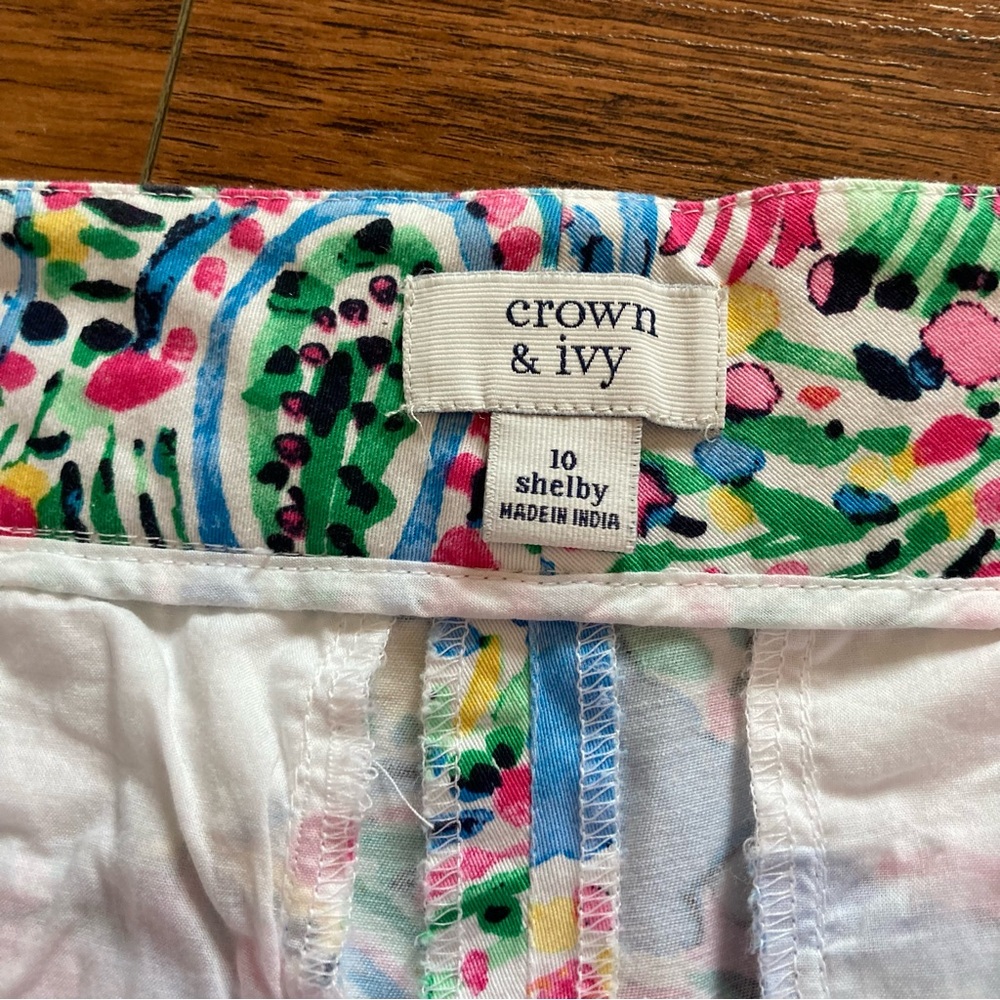 Crown & Ivy Shorts Size 10 scalloped hem Women’s Pink Blue Casual Summer Beach - Picture 2 of 8